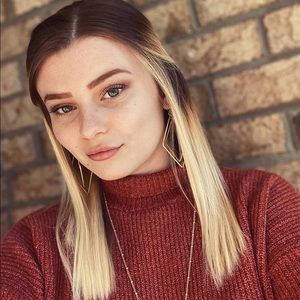 Meet your Posher, Paige